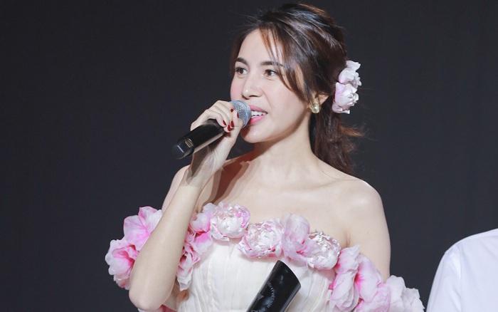 Nữ ca sĩ có hàng loạt hoạt động thiện nguyện ý nghĩa, đã kêu gọi quyên góp 150 tỷ cứu trợ đồng bào miền Trung bị bão lũ