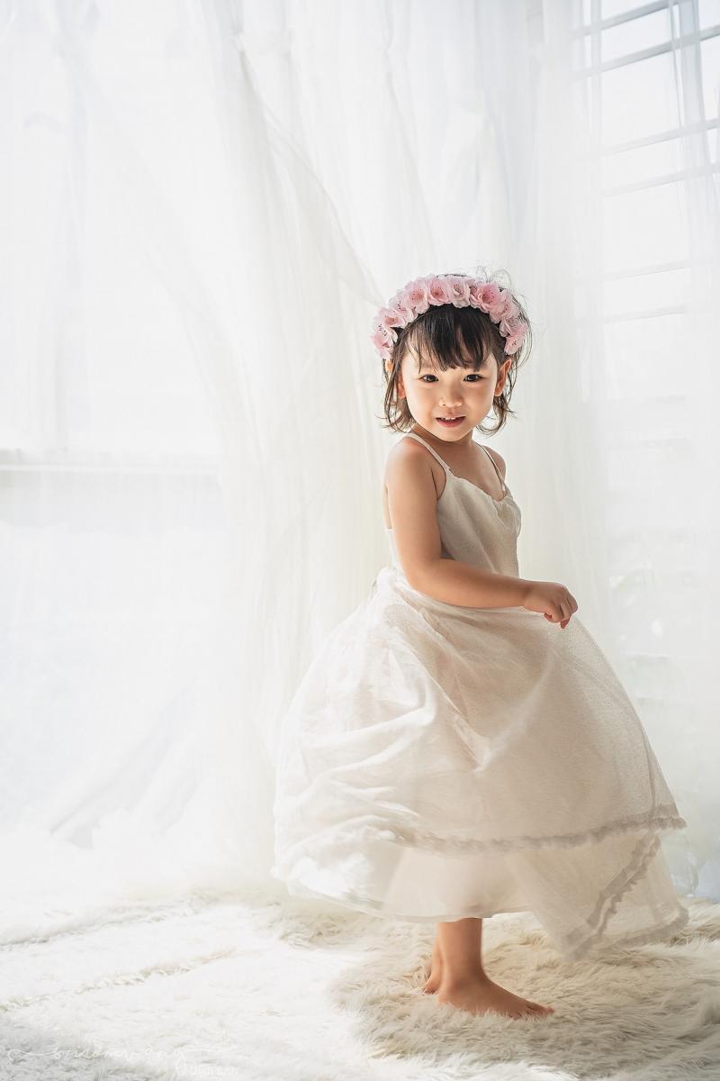 Tiệm ảnh Sợi rơm vàng