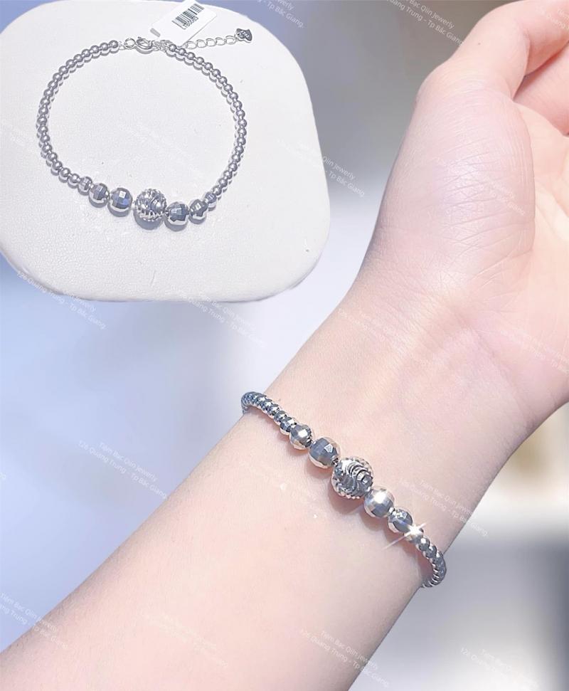 Tiệm bạc Qiin Jewelry