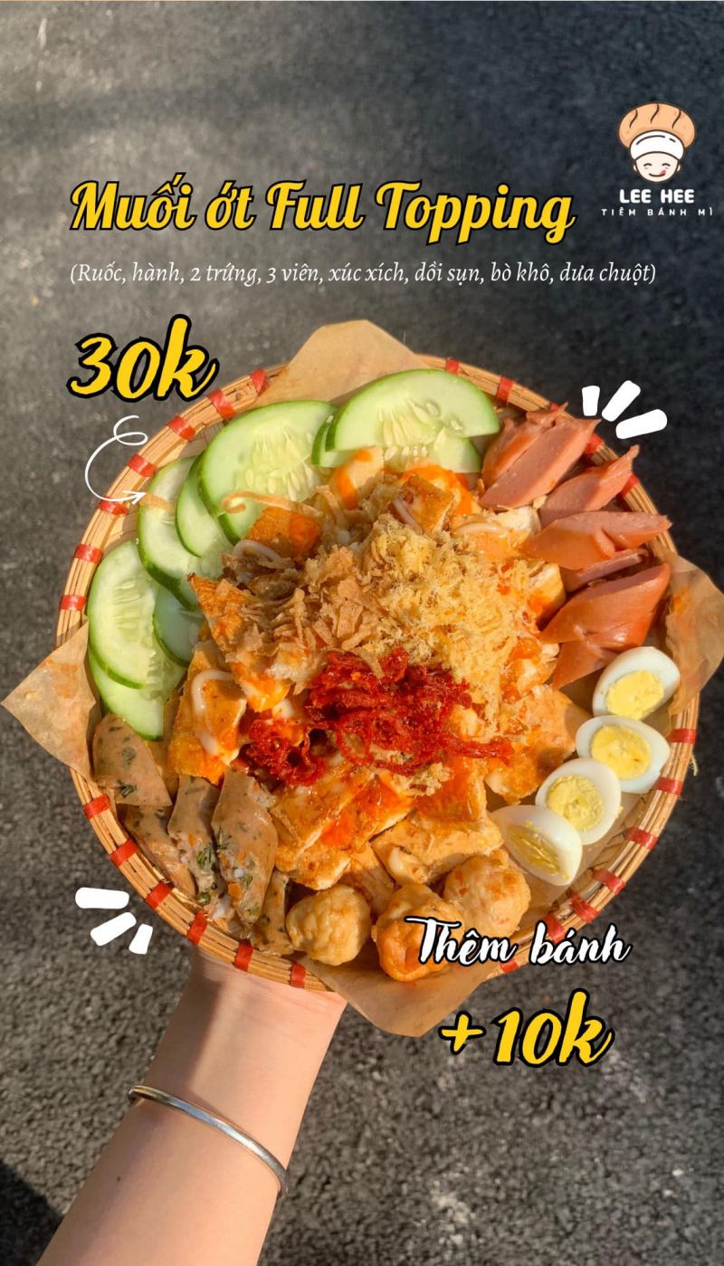 Tiệm bánh mì LeeHee