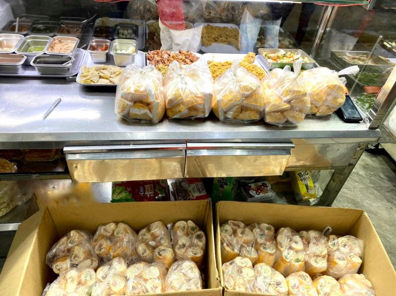 Tiệm Bánh Mì Những Chàng Trai