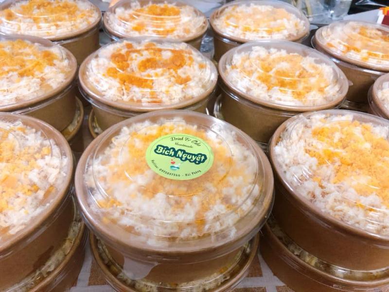 Bông Lan Trứng Muối Bích Nguyệt
