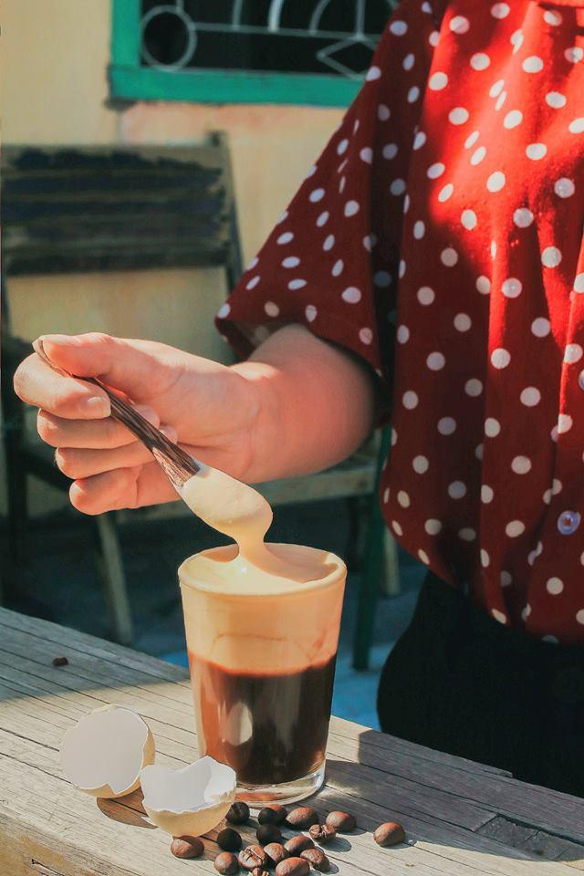 Tiệm Cà phê Cô Bông