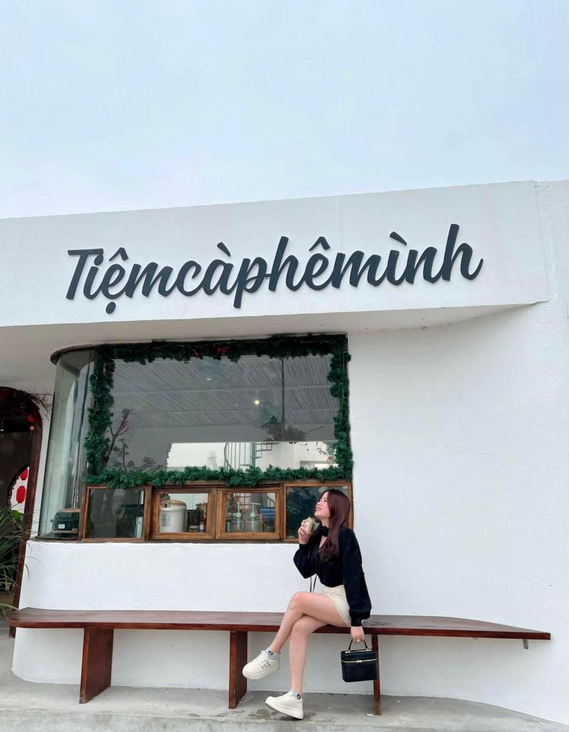 Tiệm cà phê mình
