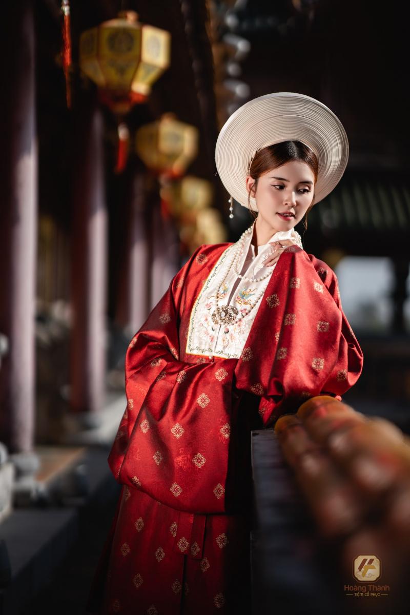 Tiệm Cổ Phục Hoàng Thành