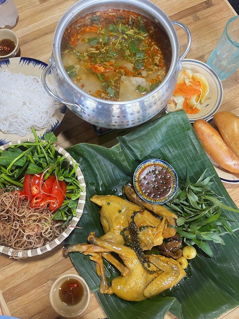 Tiệm Gà Cam