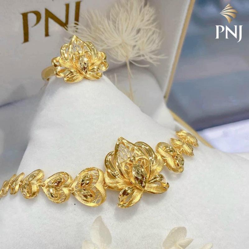 Tiệm kim hoàn PNJ