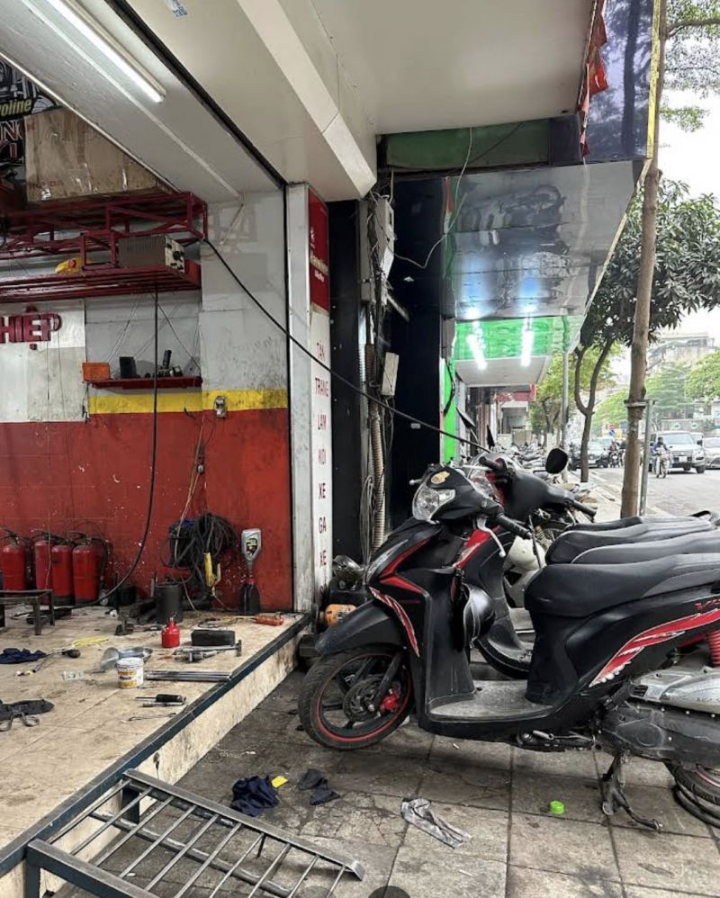 Tiệm Sửa Xe Đức Vinh
