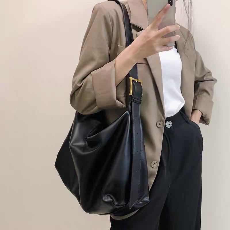 Tiệm túi nhà Cam