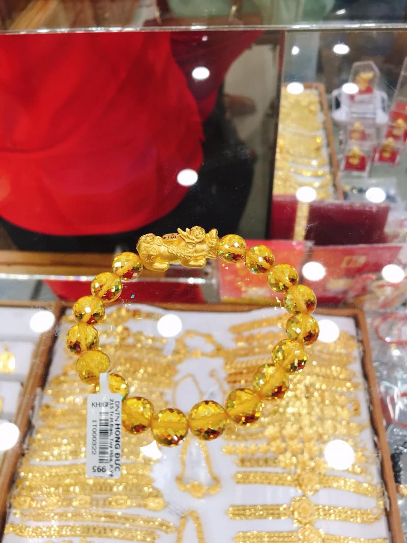 Tiệm vàng Hồng Đức