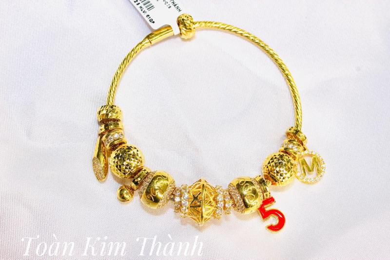 Tiệm vàng Toàn Kim Thành