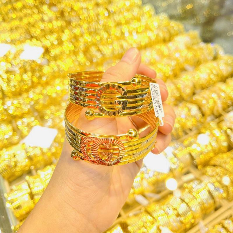 Tiệm Vàng Uyên Thư
