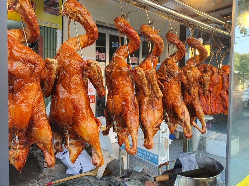 ﻿﻿Tiệm Vịt Quay - Heo Quay A Danh