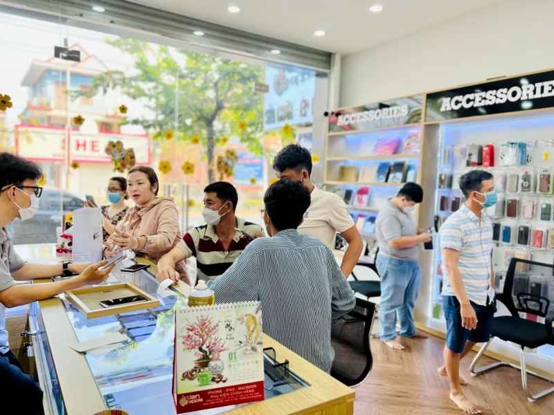 Tiến Apple