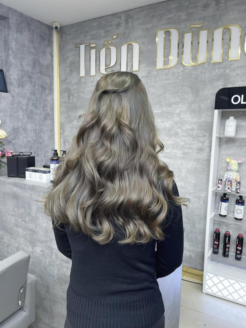 Tiến Dũng Hair Academy