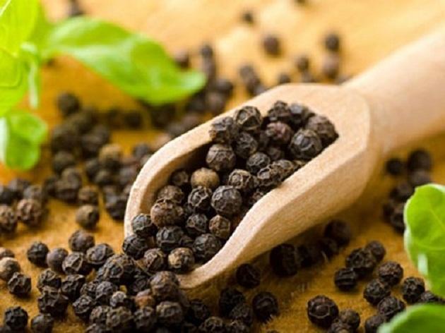 Tiêu đen và húng quế giúp bạn 
