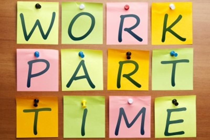 Làm thêm kiếm thu nhập và giết thời gian