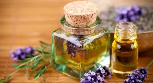Tinh dầu dưỡng tóc