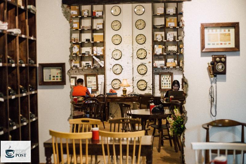 Tiny Cafe
