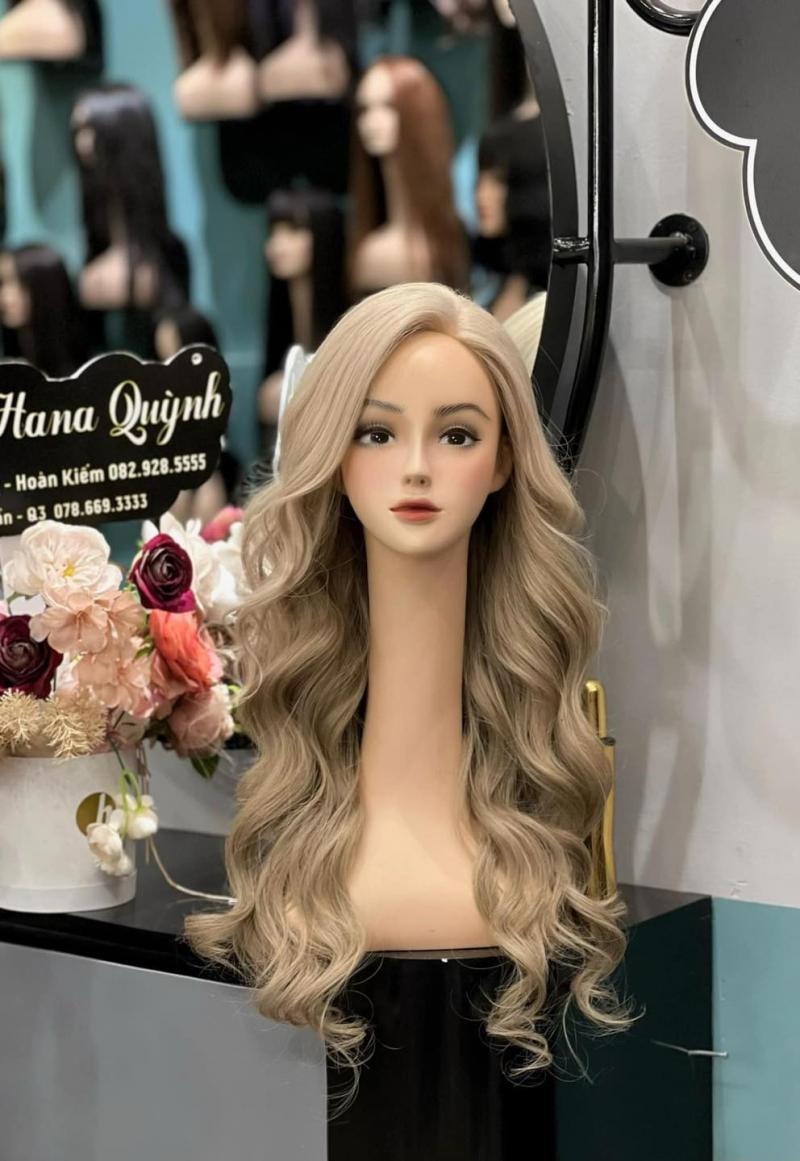 Tóc giả Hana Quỳnh