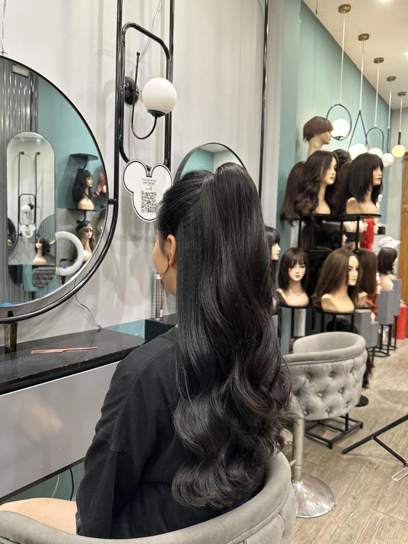 Tóc giả Hana Quỳnh