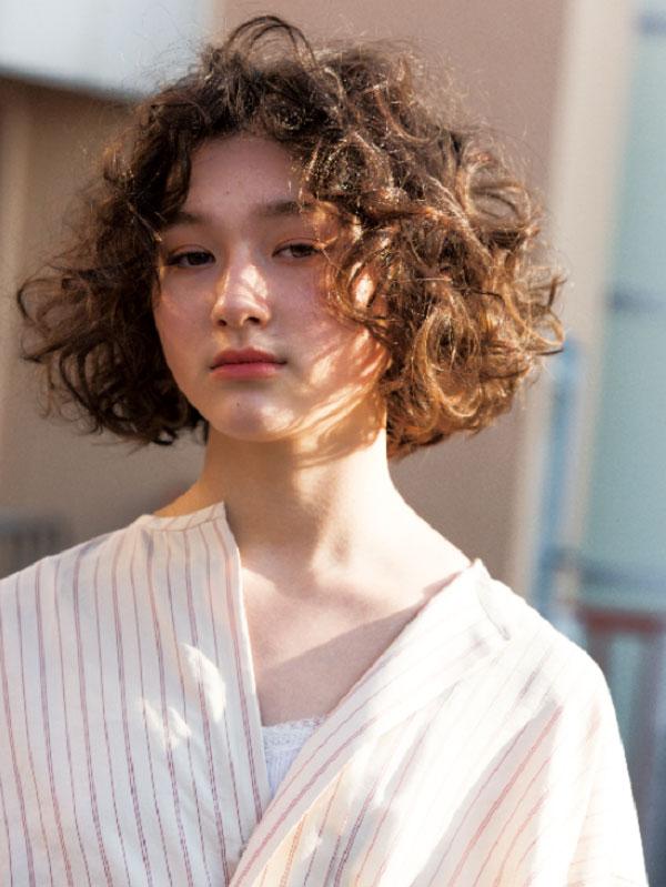Tóc ngắn xù mì