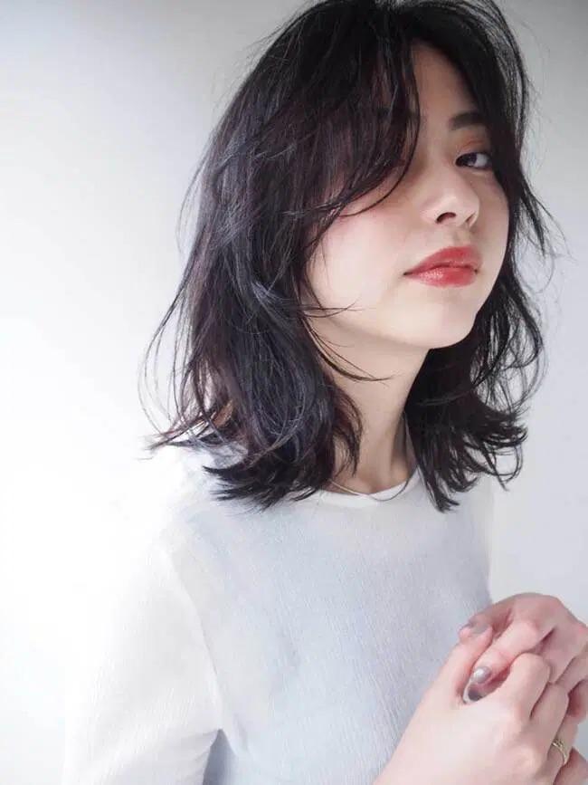 Tóc nữ tỉa tầng