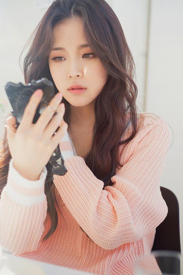 Tóc uốn xoăn gợn sóng