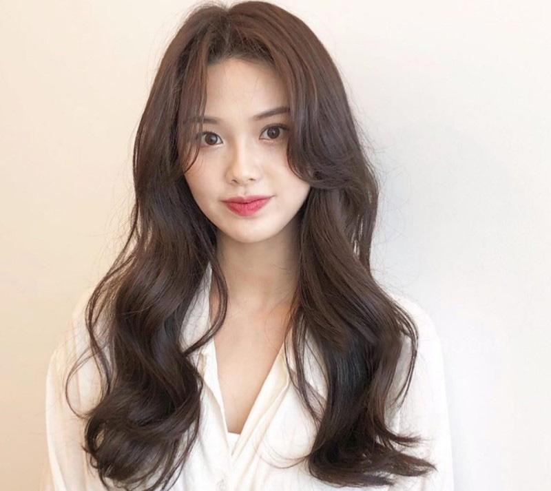 Tóc xoăn gợn sóng