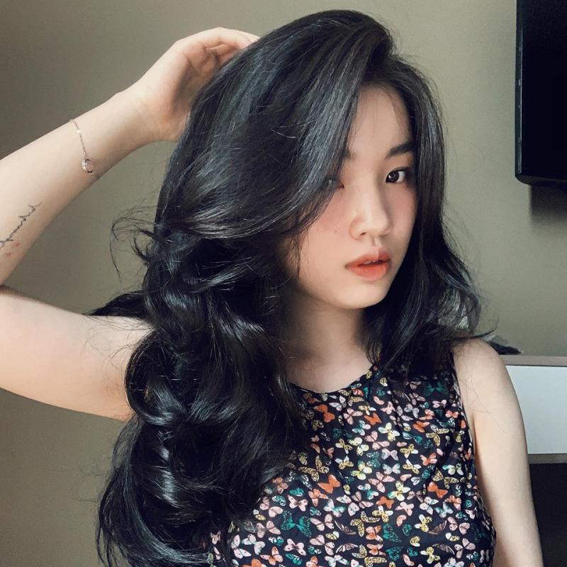 Tóc xoăn dài lọn to