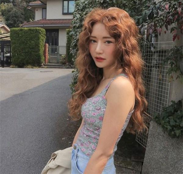 Tóc xoăn xù mì