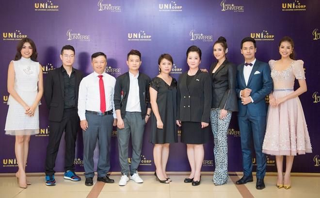 Dàn giám khảo Hoa Hậu Hoàn Vũ 2017 cùng ban tổ chức