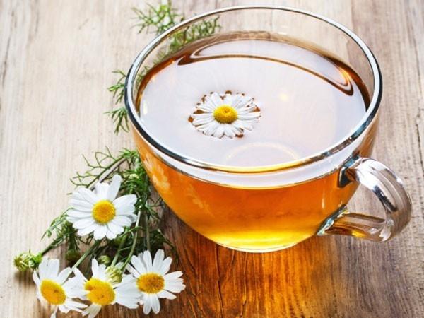 Chữa đau bụng bằng trà thảo mộc
