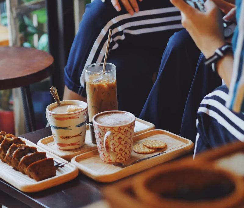 Trạm Books & Coffee