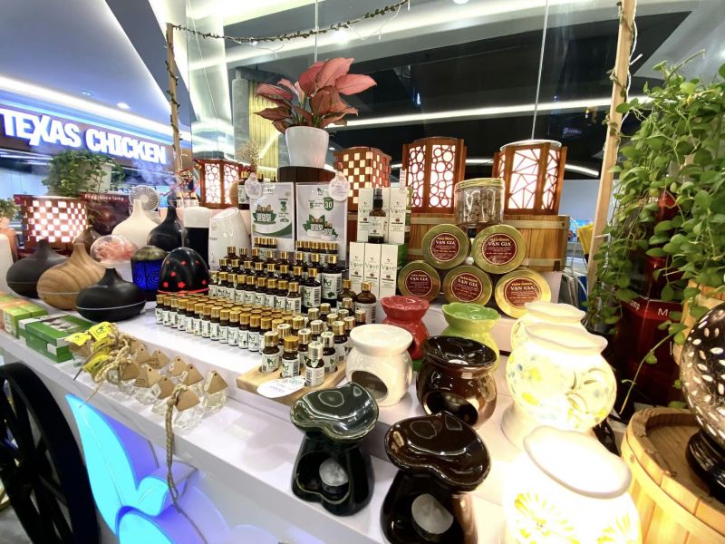 Trầm Vạn Gia