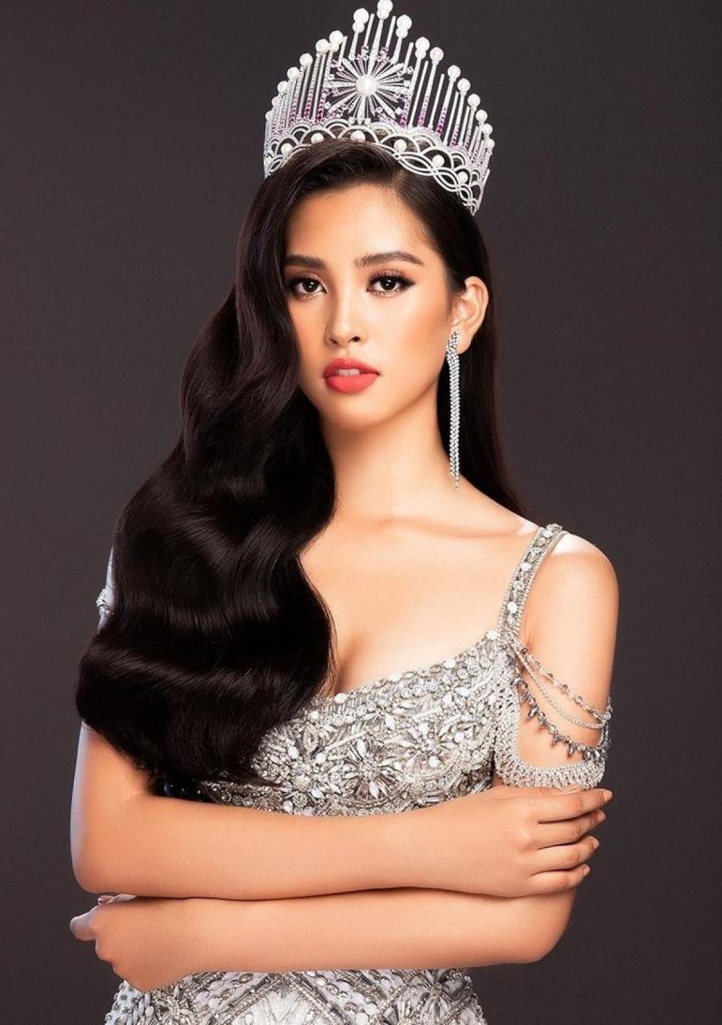 Trần Tiểu Vy là Hoa hậu Việt Nam 2018