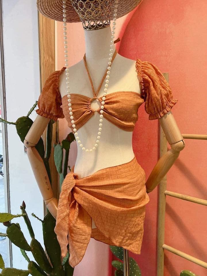 Trang Bikini