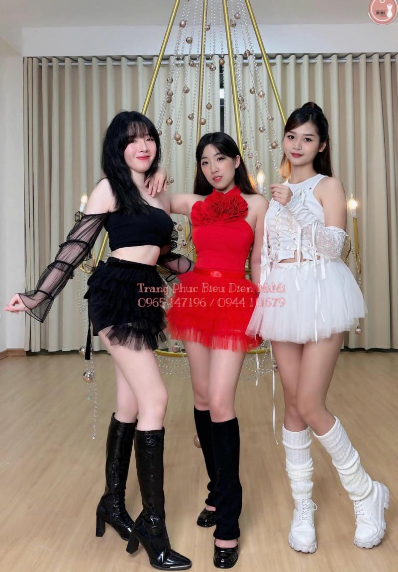 Trang phục biểu diễn hiện đại MiMi