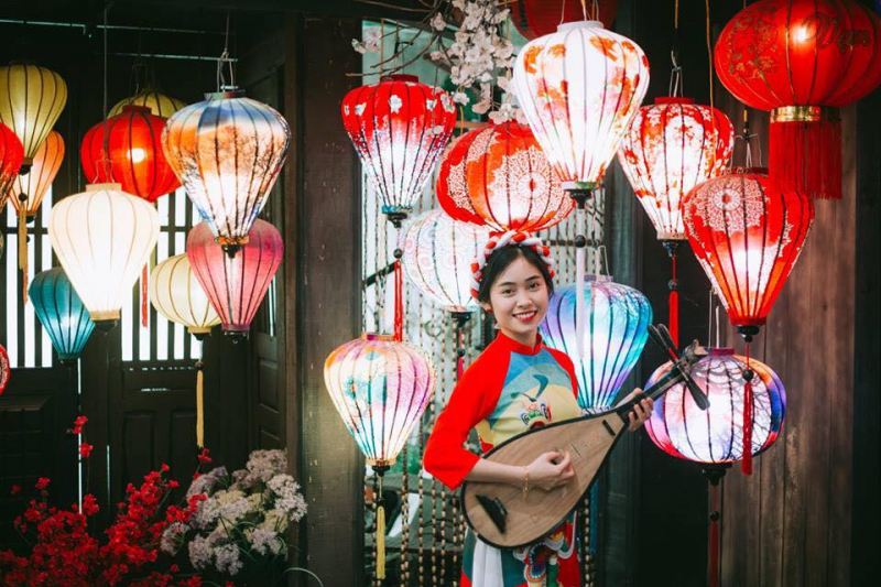 Trang Phục Biểu Diễn Liên Lợi
