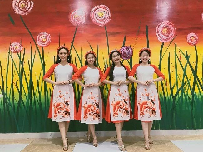 Trang Phục Biểu Diễn Nghệ Thuật