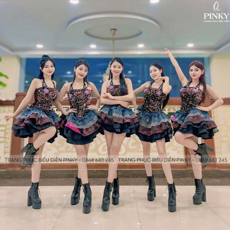 Trang Phục Biểu Diễn Pinky