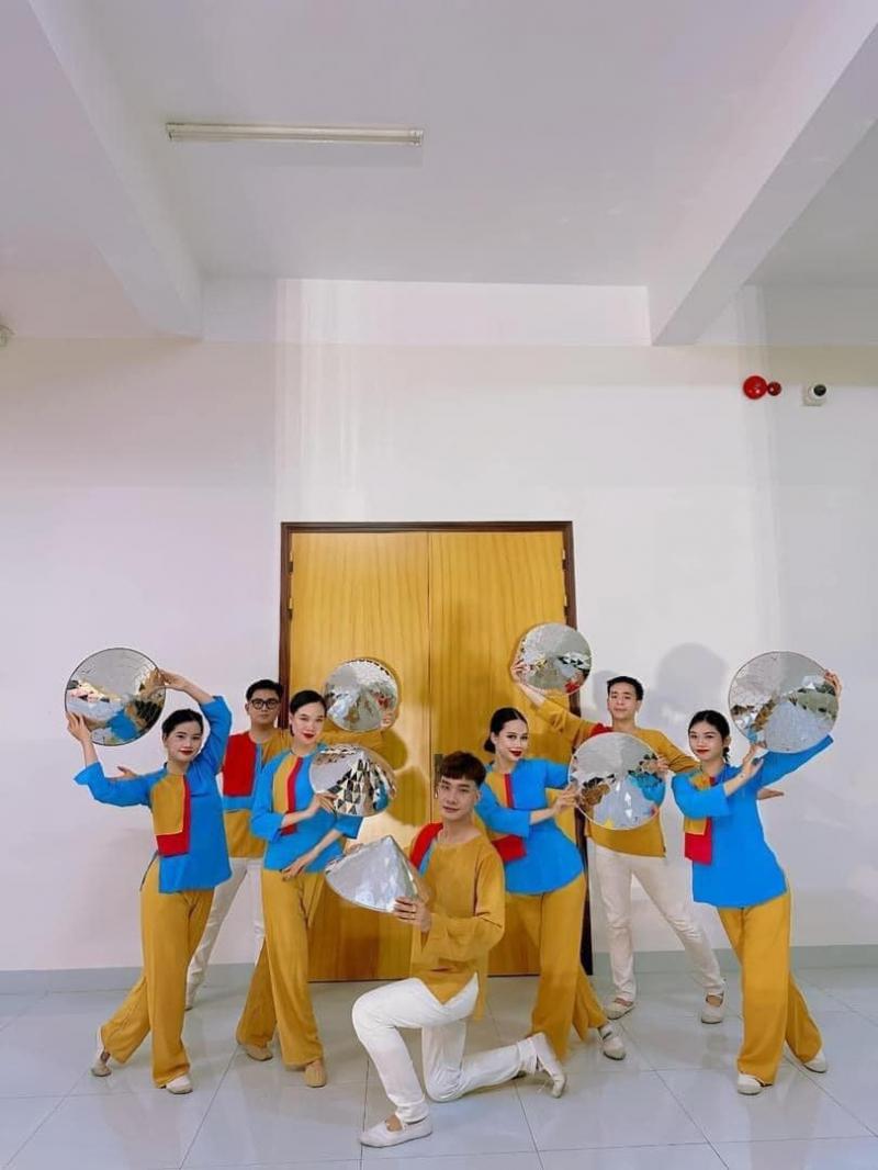 Trang phục biểu diễn Thu Giang