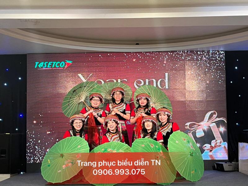 Trang phục biểu diễn TN