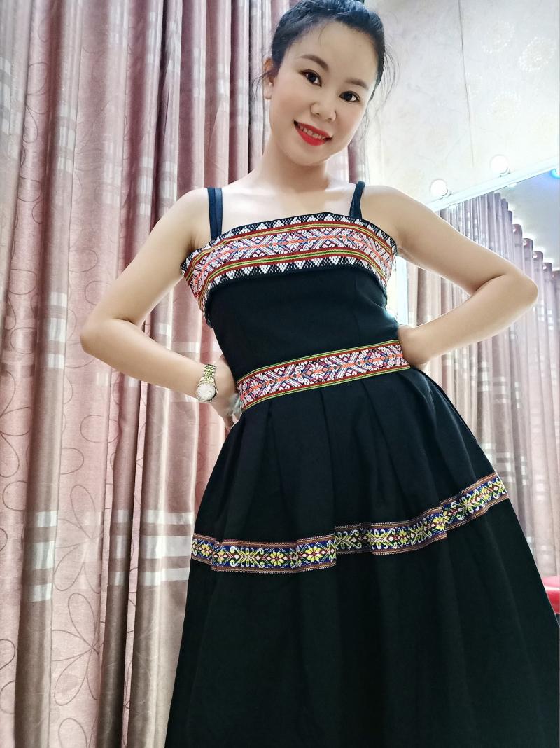 Trang Phục Biểu Diễn Xuân Hằng