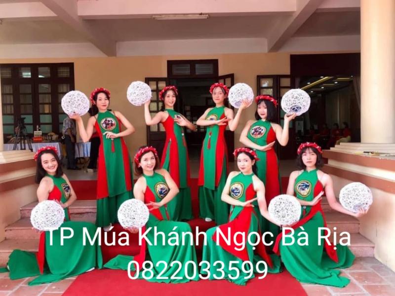Trang phục múa Khánh Ngọc