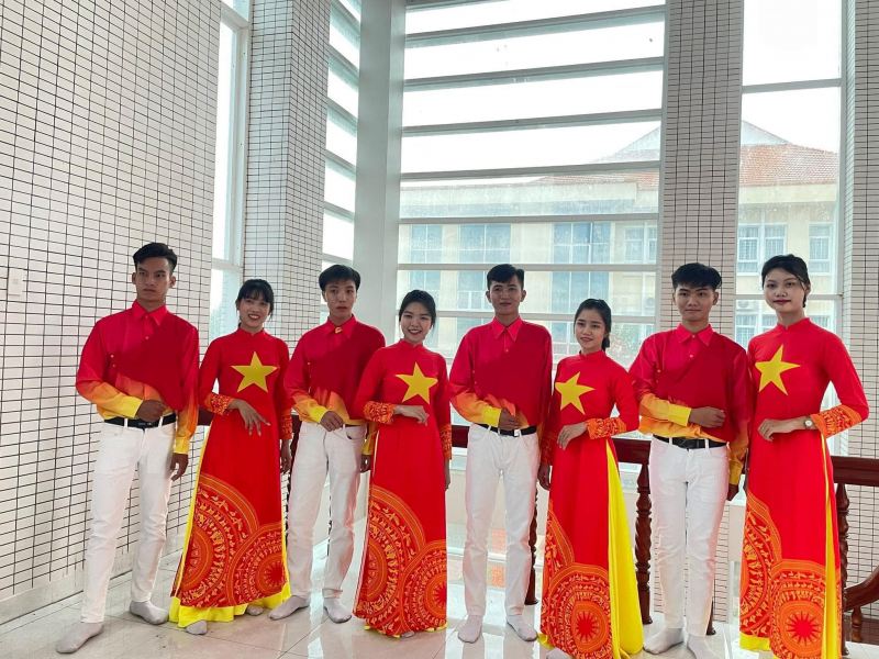 Trang phục Phương Duy-Cai Lậy