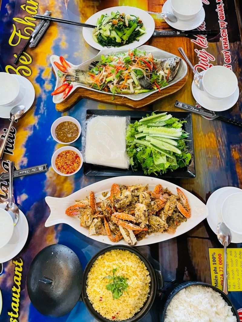 Nhà Hàng Hải Sản Bé Thân - Lăng Cô
