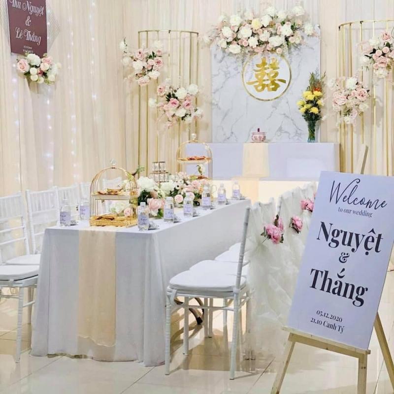 Trang trí tiệc cưới Sea Wedding