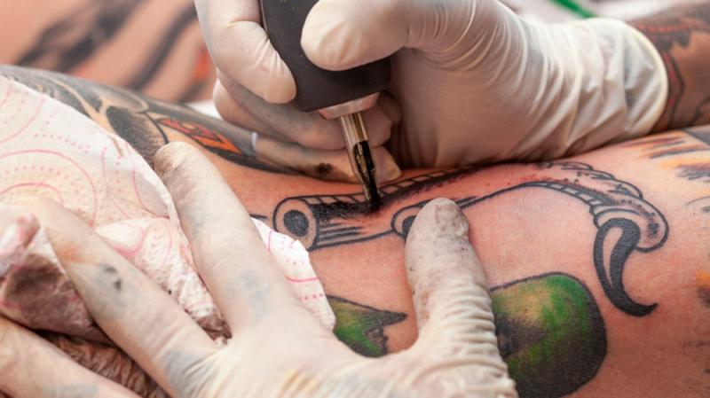 lựa chọn cơ sở làm đẹp uy tín chất lượng để phòng tránh bệnh xã hội