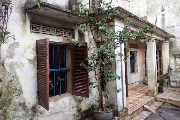 Tránh xa những ngôi nhà quá cũ kĩ